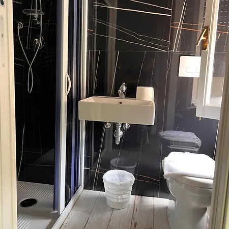 Moroni Hotell Rimini