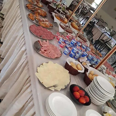 Moroni Hotell Rimini