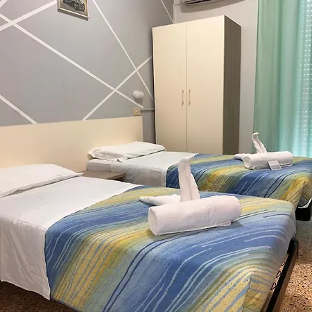 Hotel Moroni