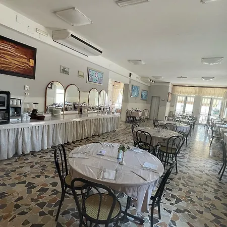 Moroni Hotel