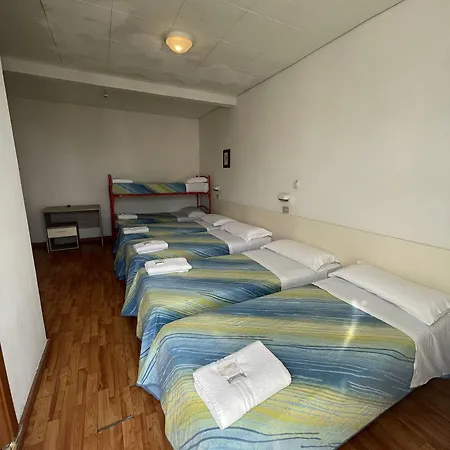 Moroni Hotel